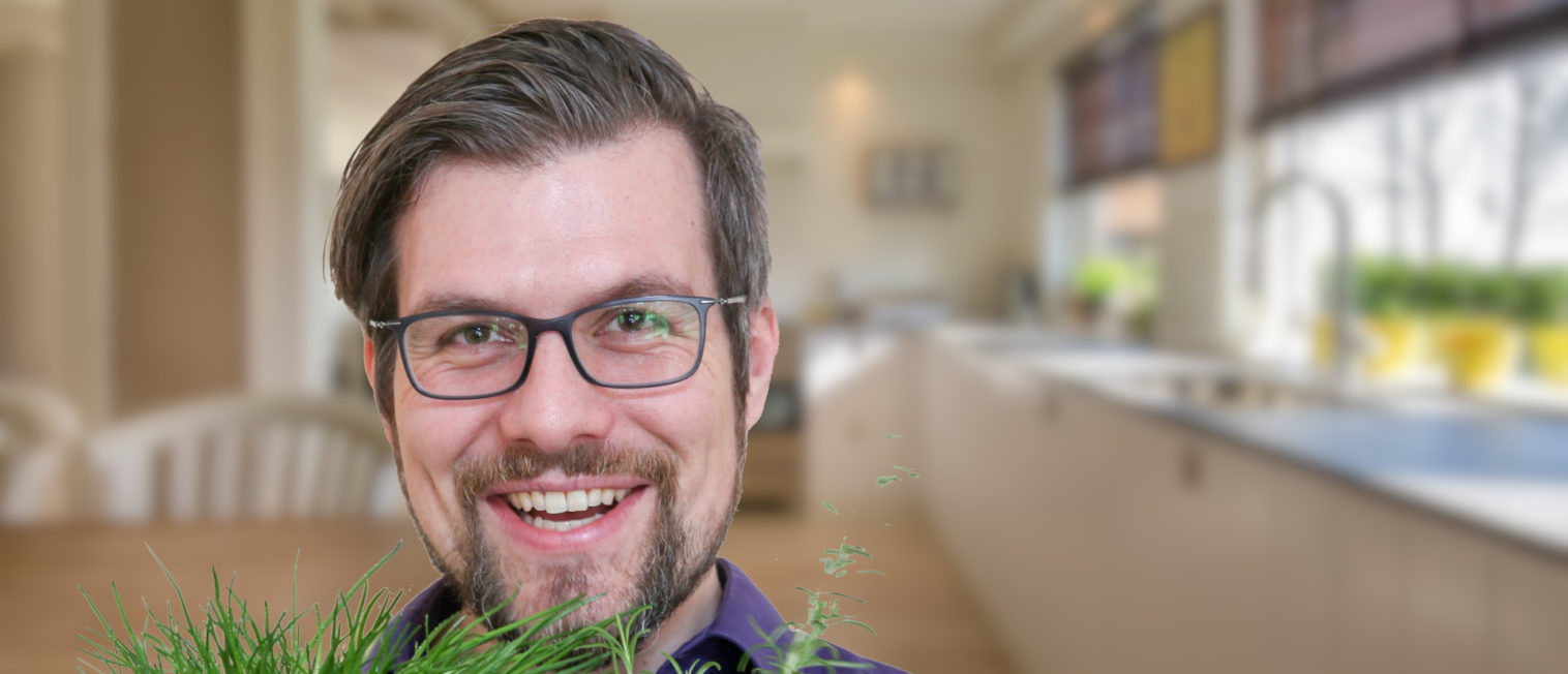 thilo-in-kitchen-2